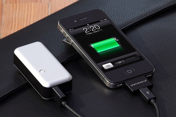 With such a battery you can charge not only a smartphone, but also a player, tablet and other portable devices