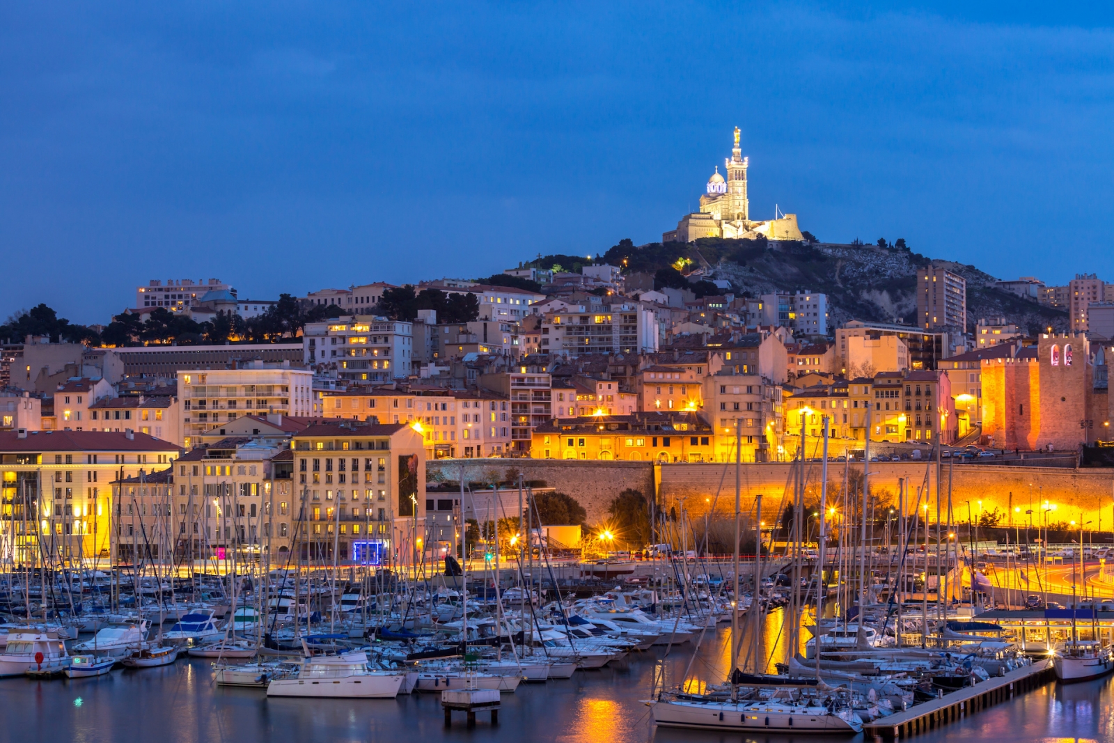 Marsella Francia noche