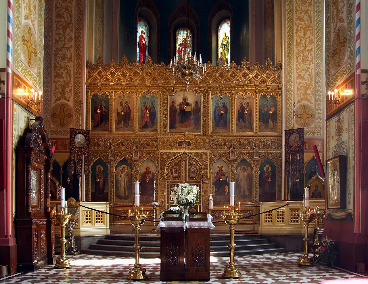 Catedral Alexander Nevsky en Tallin - interior