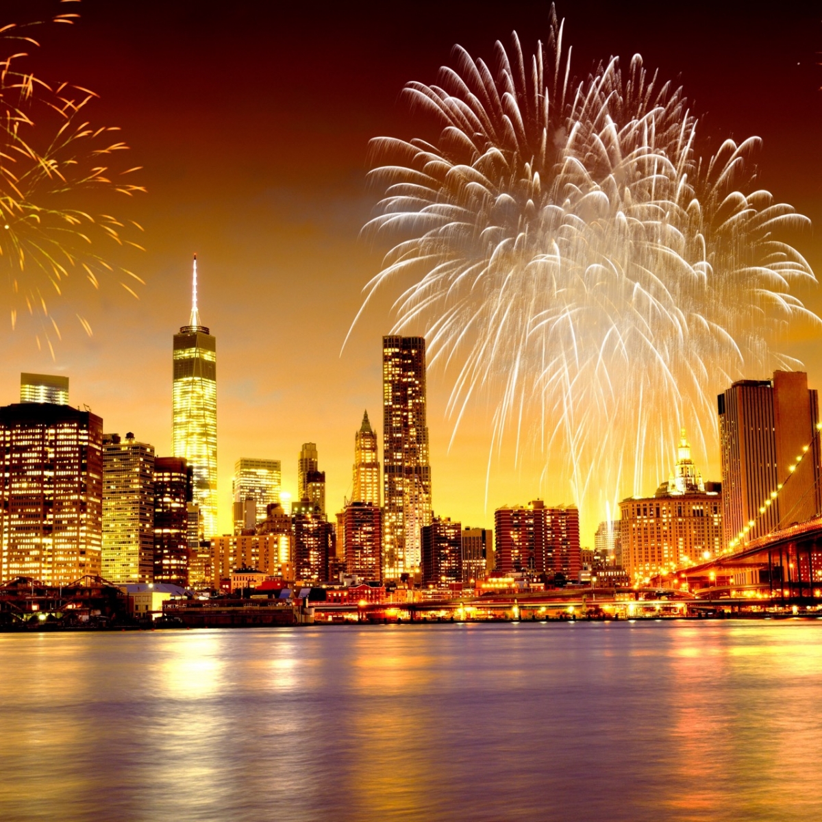 Fuochi d'artificio di Capodanno su Manhattan, New York City