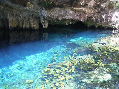 tulum_grotto