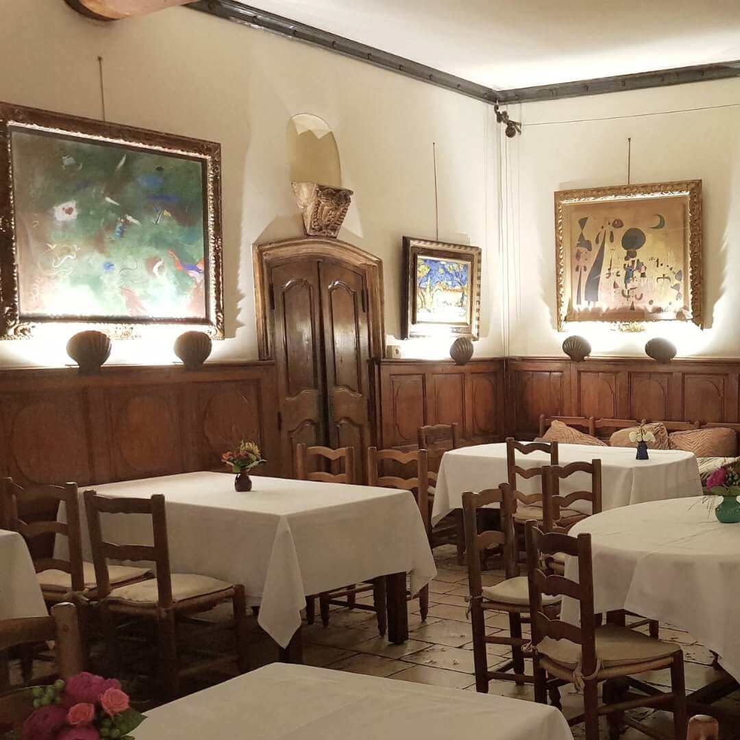 Interior del restaurante Colombe d'Or