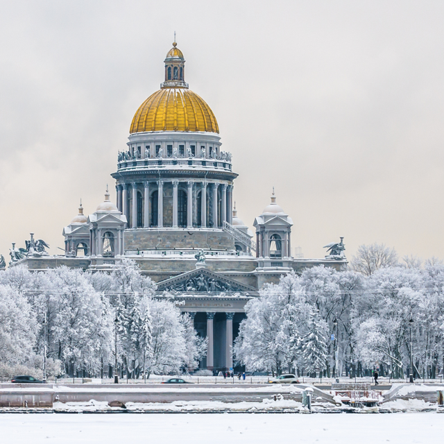 Saint Isaac's Cathedral in winter, Saint Petersburg, Russia 