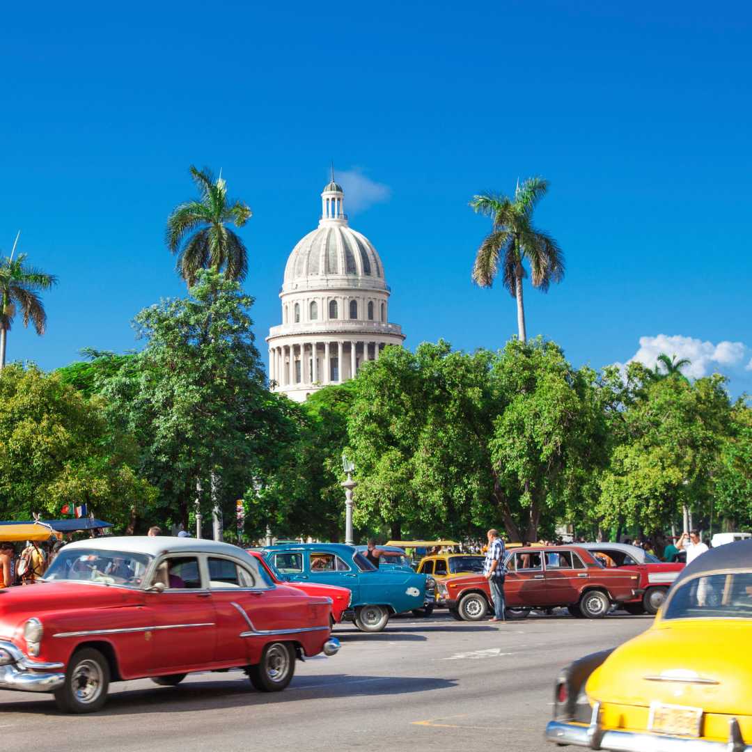 Vieille ville de La Havane avec El Capitolio à Cuba