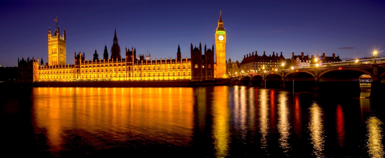 Die Houses of Parliament in London, Großbritannien