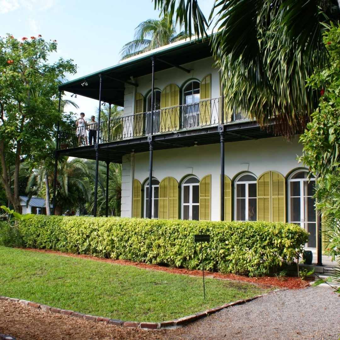 Ein ruhiger und schattiger Standort von Hemingways Haus in Key West