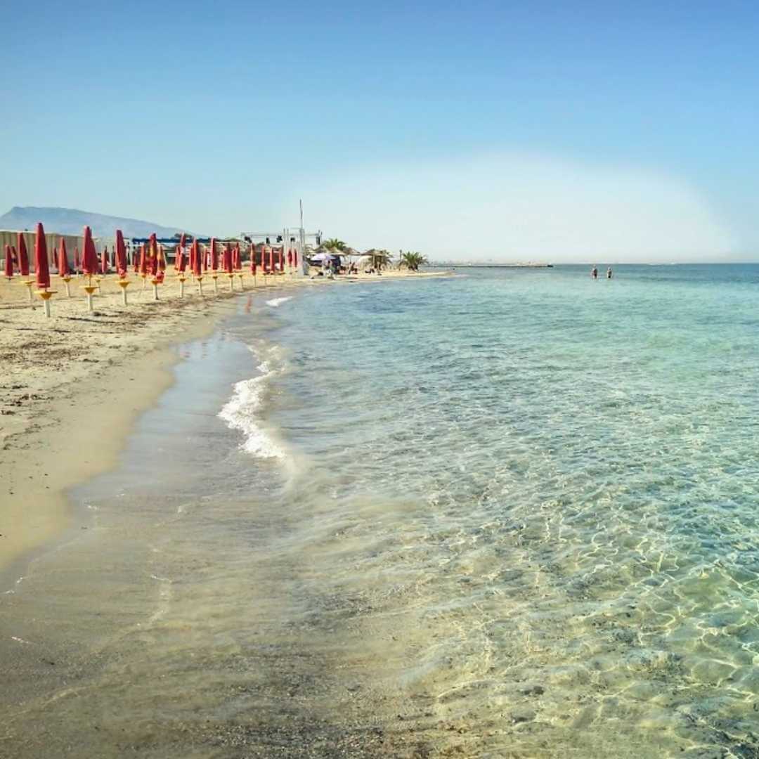 Spiaggia di Marausa nella provincia di Marsala