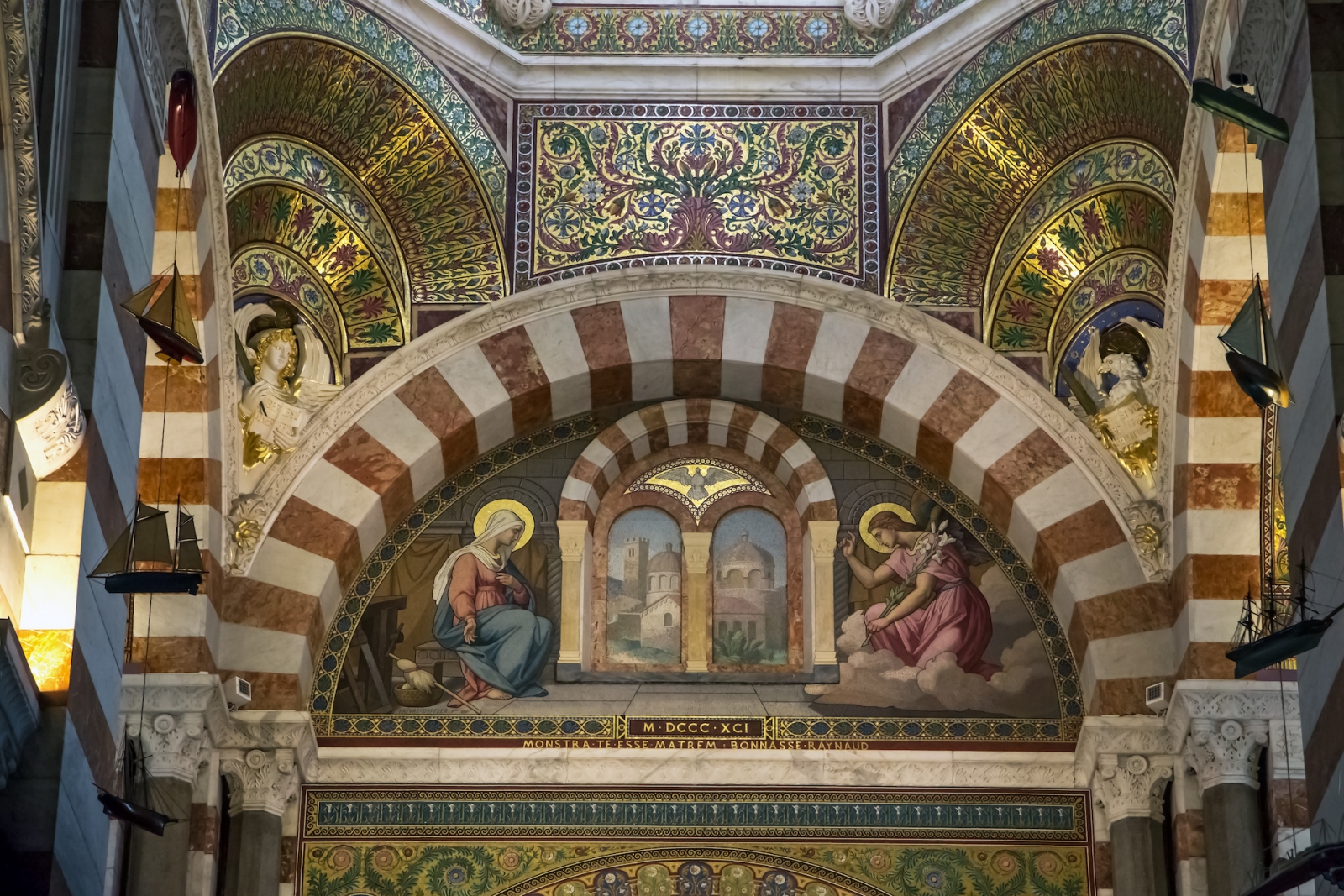 Mosaico en la basílica de Notre Dame de la Garde, Marsella