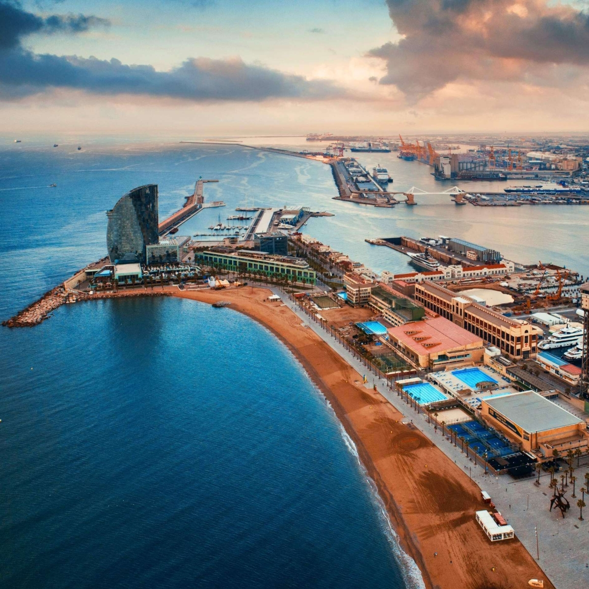 Hafen, Strand und Barcelona