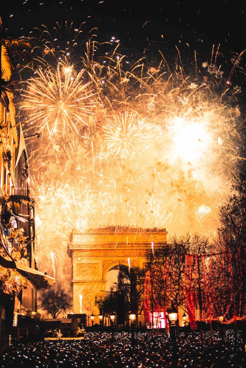Champs-Élysées, Arc de Triomph, Neujahrsfeier