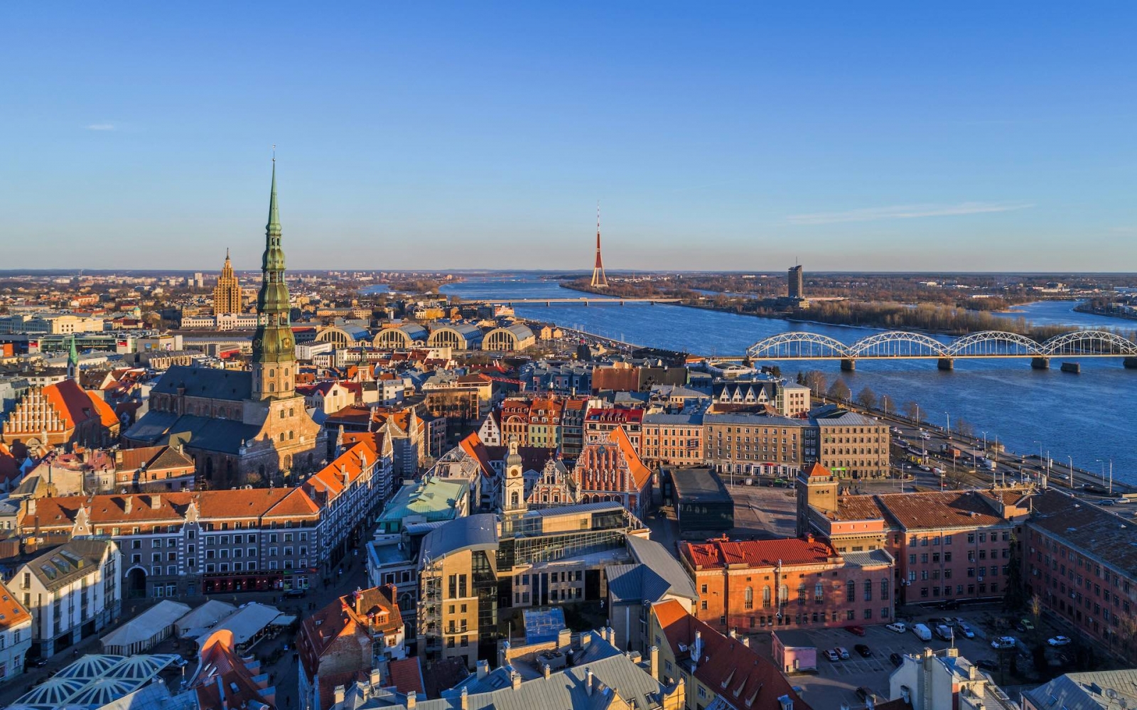 Панорамный вид города Риги, столицы Латвии