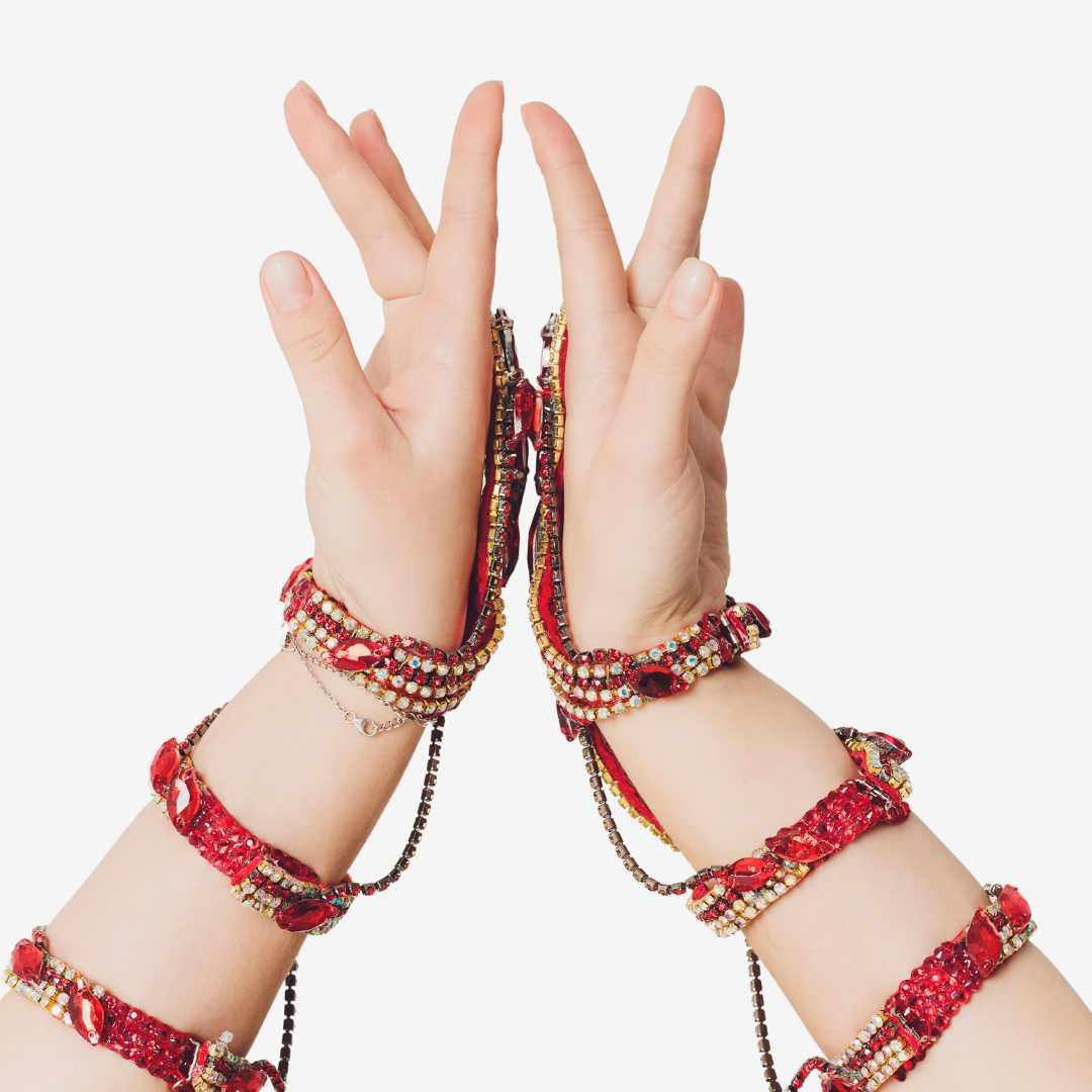 Decorations for belly-dancer's hands