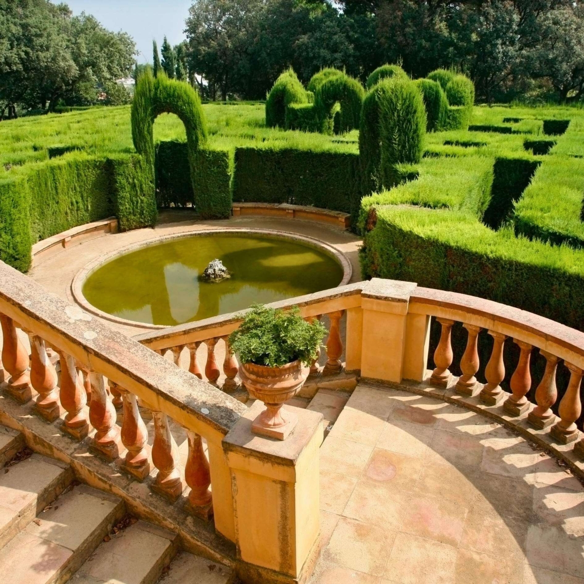Barcelona baroque labyrinth