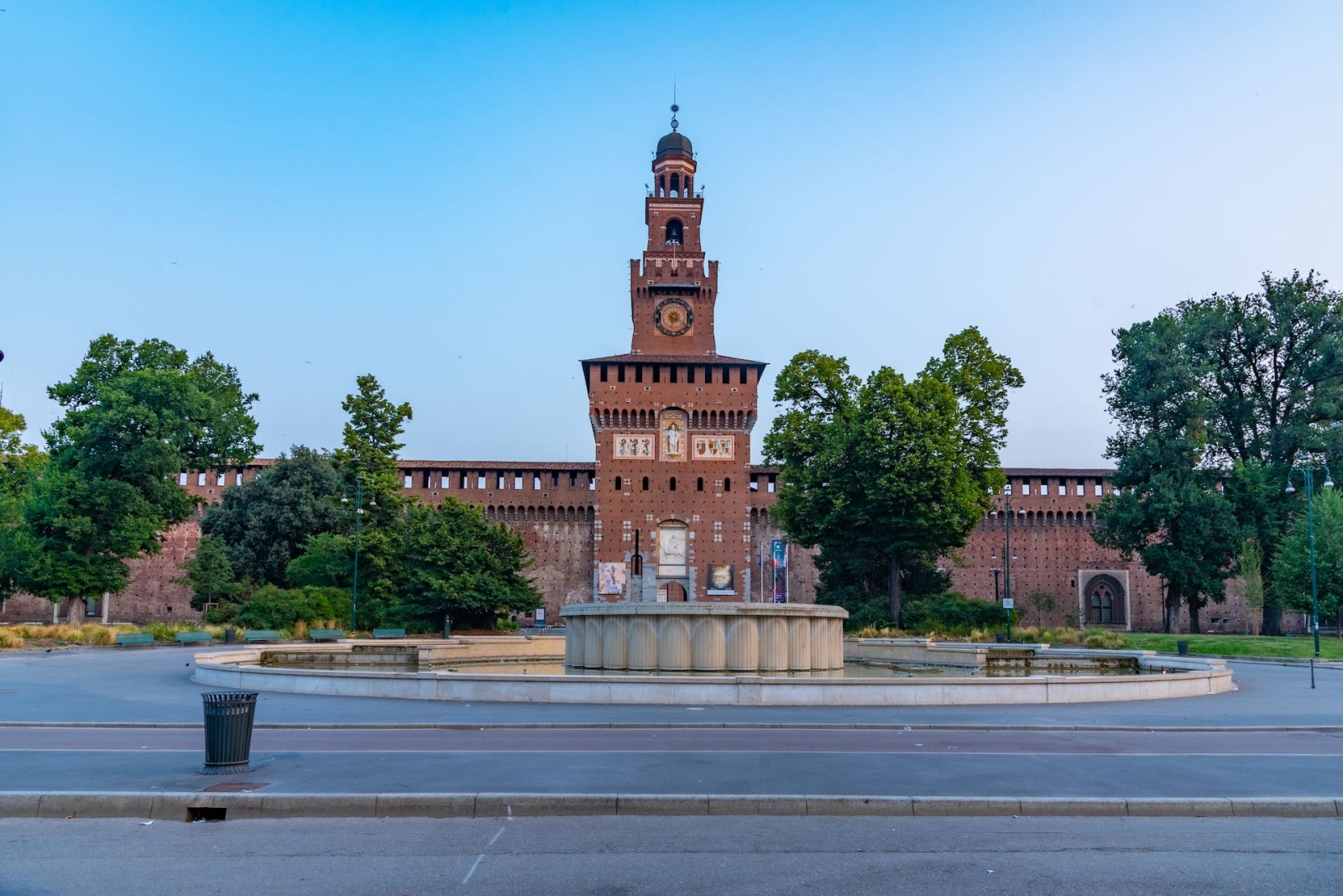 there is a historical connection in terms of the architectural influence. One of the main architects responsible for the construction of the Kremlin in Moscow was Pietro Antonio Solari, an Italian architect and sculptor who also worked on the Castello Sforzesco in Milan.  Pietro Antonio Solari, along with other Italian architects and artisans, contributed to the construction and design of both the Castello Sforzesco in Milan and parts of the Kremlin in Moscow. This connection highlights the widespread influence of Italian Renaissance architecture and expertise during that era.