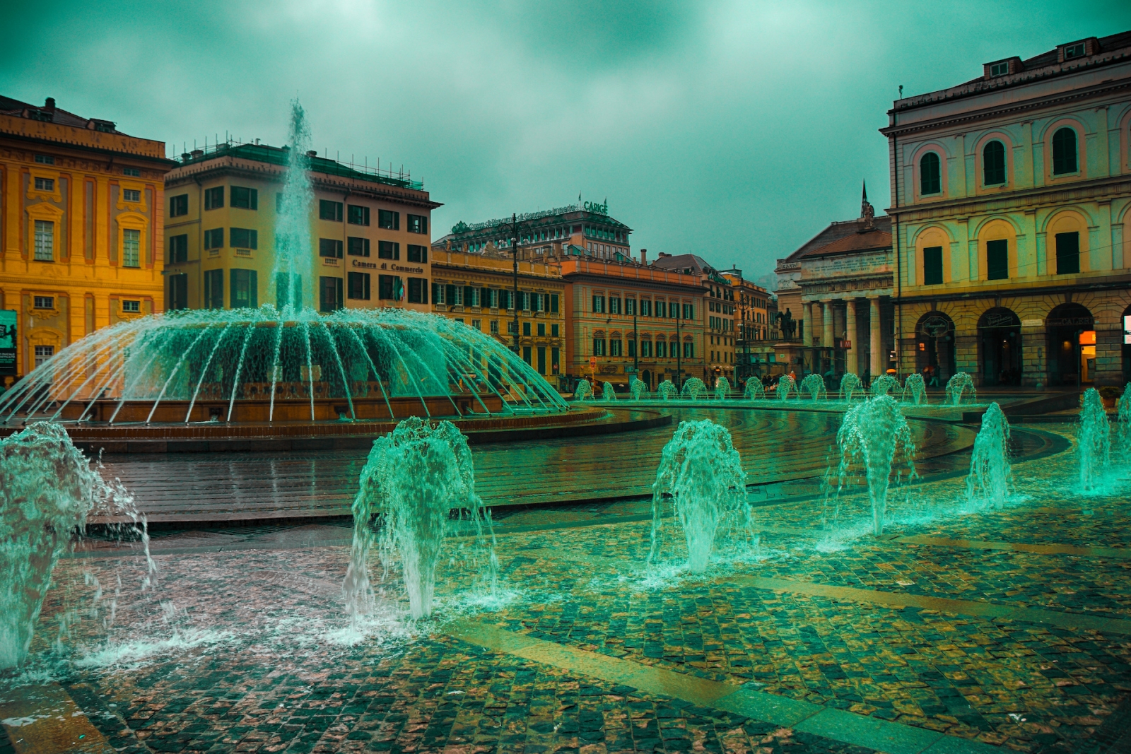 Génova - Plaza de Ferrari